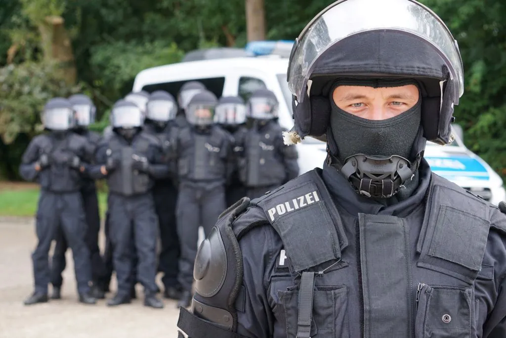 Polizei Laufbahnen 2026: Mittlerer, gehobener und höherer Dienst im Vergleich