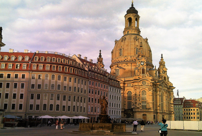 Einfach Verbeamtet: Lehrer werden in Sachsen: Wege, Chancen & Perspektiven
