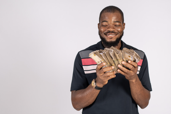 Einfach Verbeamtet: Besoldungstabelle Saarland für Lehrer: Gehalt nach Schulform 2025